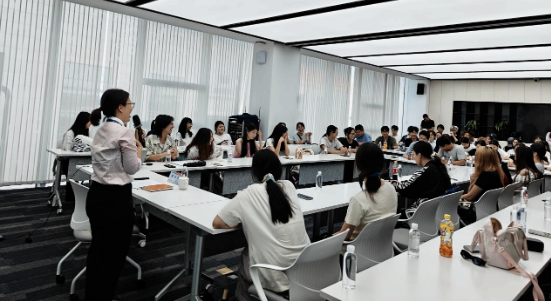 از شرکت Quangong دیدن کنید و اسرار آجرسازی هوشمند را کشف کنید